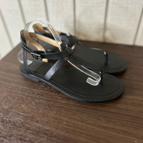 Frye Taylor Sandals, estimated size 11. (See measurements) - Picture 2 of 7